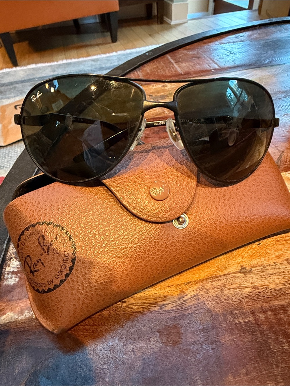 Ray-Ban RB3393 Aviator Sunglasses Black Frame Green G-15 Lenses 64mm